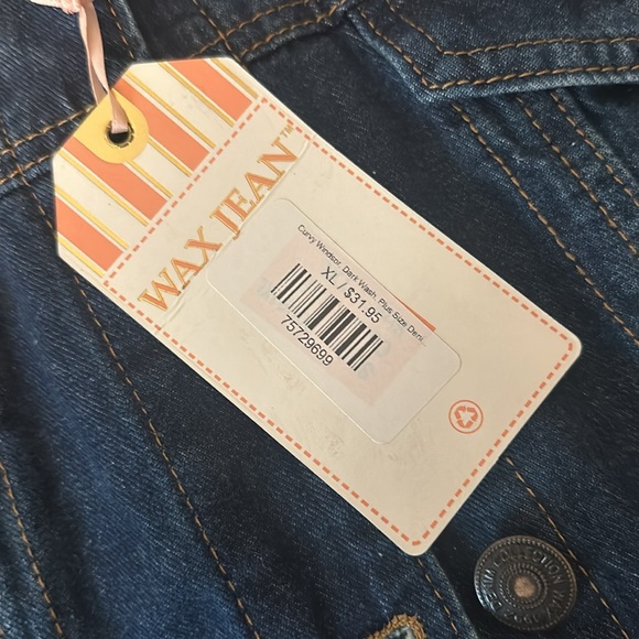 Basic Denim Jacket - Picture 3 of 5